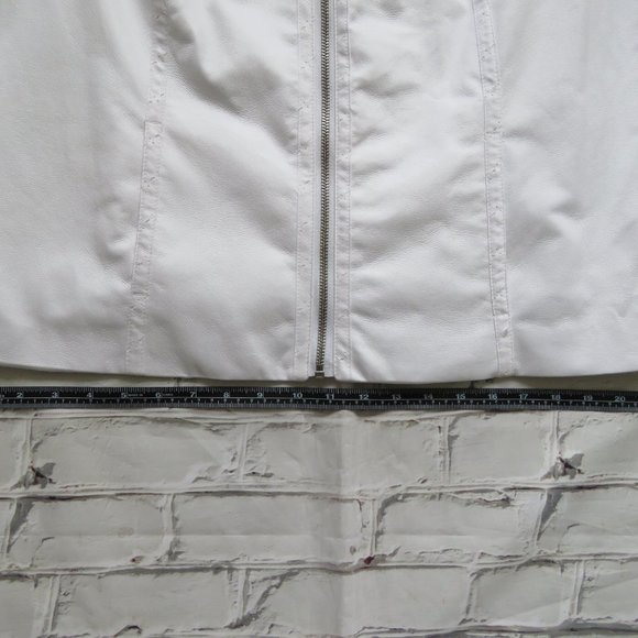 White Tanjay Pleather Bomber Style Jacket With Zippered Front Size 16P - Picture 8 of 11